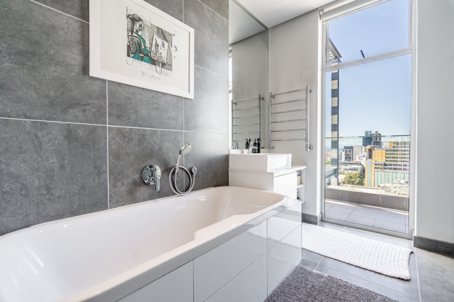3 Bedroom Property for Sale in Cape Town City Centre Western Cape